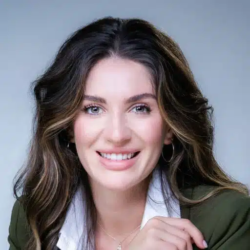 Dr. Iya Agha - Doc2Doc Lending Social Partner